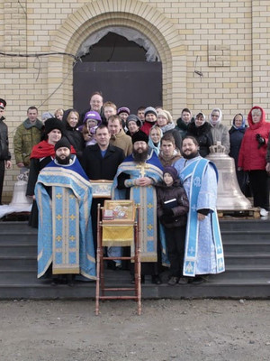 Освящение колоколов для храма Божией Матери