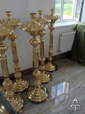 Храм Святого Преподобного Серафима Саровского п.Энем Тахтамукайский р-н: &bull;монтаж хоросов, паникадил, бра