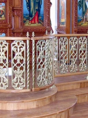 Ограждения в храме
